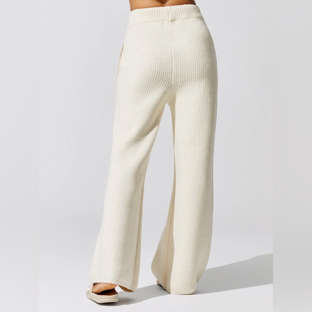 Carbon38 | Ribbed Wide leg Pants - Picture 3 of 9